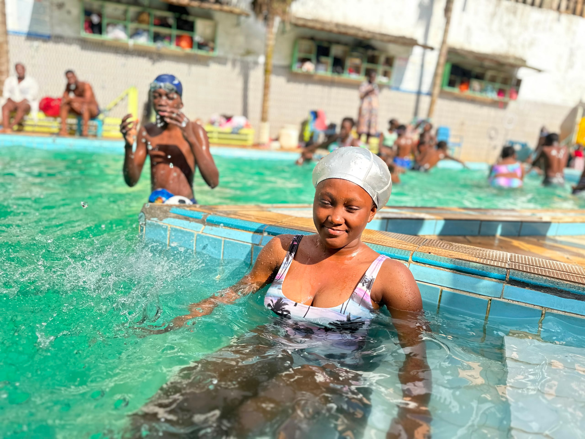 Exercices aquatiques pour améliorer la condition physique et la santé.